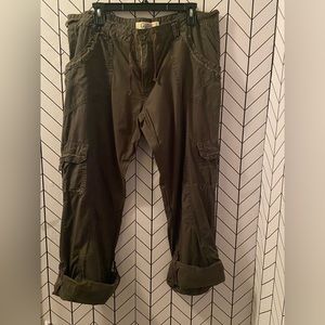 Size 17 100% cotton Cargo pants army green never used